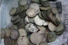 甘肃陈某陈某使用黄金探测仪器找大量银元